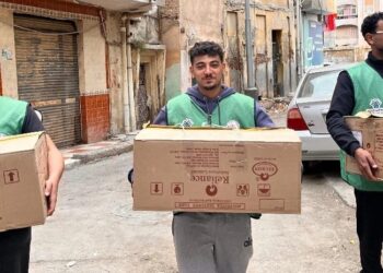 مؤسسة نبيل الكاتب الخيرية لتنمية المجتمع توزع وجبات غذائية للأسر الأكثر احتياجًا بمحافظة البحيرة 2 مؤسسة نبيل الكاتب الخيرية لتنمية المجتمع توزع وجبات غذائية للأسر الأكثر احتياجًا بمحافظة البحيرة