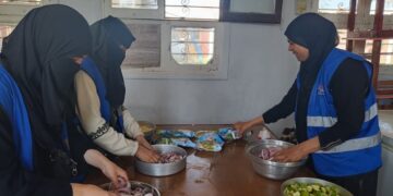 جمعية رسالة توزع 710 وجبة ساخنة وتنفذ أعمال لعدد من المنازل والمساجد بعدد من المحافظات