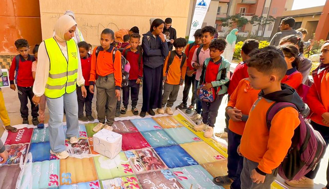 التضامن تطلق المرحلة الثانية من القوافل التنموية الشاملة لدعم أهالي مشروع «زهور 15 مايو» 5 سلسيشسشلسيش