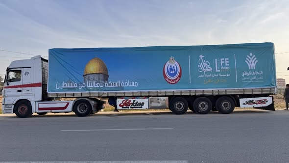 رحلة إنسانية متواصلة… صناع الحياة ترسل قافلة جديدة إلى غزة 4 سلسيشلسيش