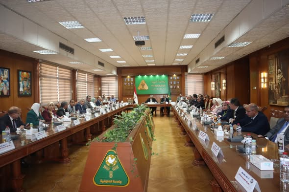التحالف الوطني للعمل الأهلي والتنموي يشارك في اجتماع المجلس الأعلى لشئون خدمة المجتمع وتنمية البيئة بجامعة المنوفية 2 شسسيلسيشي