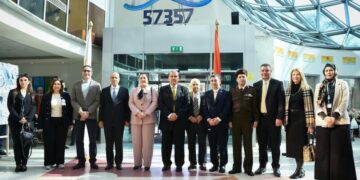 وزير الخارجية يزور مستشفى 57357 لسرطان الأطفال في اليوم العالمي لحقوق الإنسان