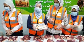 قافلة جمعية د. مصطفى محمود تواصل تقديم خدماتها الطبية والاجتماعية بالوادي الجديد لليوم الثاني