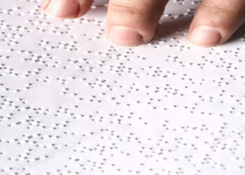 التضامن: توزيع 2000 جهاز لاب توب ناطق مزود ببرامج قارئة لدعم الطلاب ذوي الإعاقة البصرية