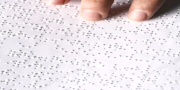 التضامن: توزيع 2000 جهاز لاب توب ناطق مزود ببرامج قارئة لدعم الطلاب ذوي الإعاقة البصرية