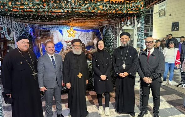 بـ “الورود والهدايا”.. وفد التحالف الوطني في بورسعيد يزور كنائس المحافظة للتهنئة بعيد الميلاد والعام الجديد