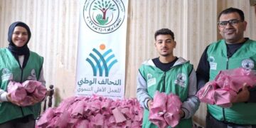 مؤسسة نبيل الكاتب الخيرية لتنمية المجتمع توزع لحومًا طازجة على الأسر الأولى بالرعاية بالبحيرة