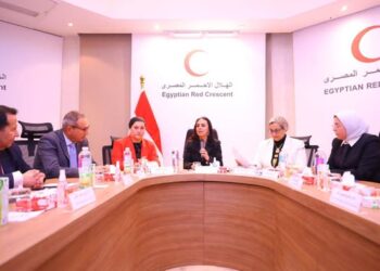 وزيرة التضامن تشهد توقيع الهلال الأحمر المصري ستة بروتوكولات لتعزيز الشراكة المؤسسية