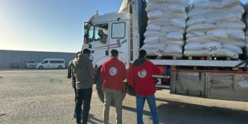 الهلال الأحمر يواصل دعمه لغزة بقافلة «زاد العزة» 136 وجهود إنسانية متواصلة بمعبر رفح