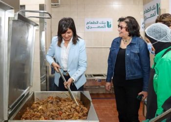 رئيس الأمانة الفنية للتحالف الوطني تتابع جاهزية بنك الطعام المصري لدعم الأسر المستحقة خلال رمضان