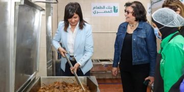 رئيس الأمانة الفنية للتحالف الوطني تتابع جاهزية بنك الطعام المصري لدعم الأسر المستحقة خلال رمضان