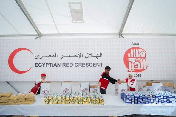 الهلال الأحمر المصري يُطلق حملة «هلال الخير» لدعم الأسر ومد جسور العطاء لأهل غزة خلال  رمضان