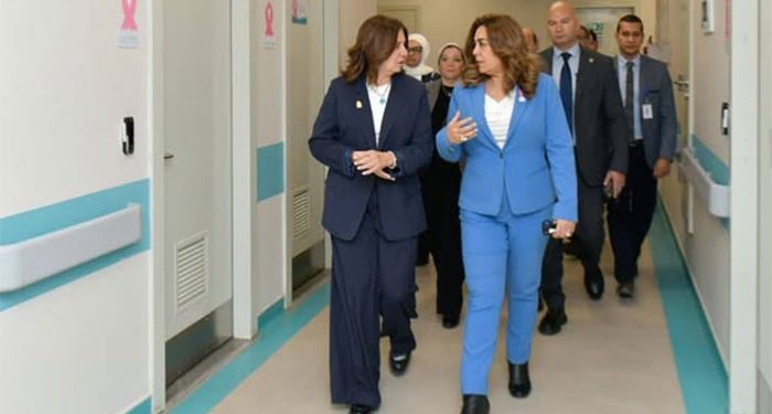 وزيرة التنمية تتفقد مؤسسة بهية للكشف المبكر وعلاج سرطان الثدي بالشيخ زايد