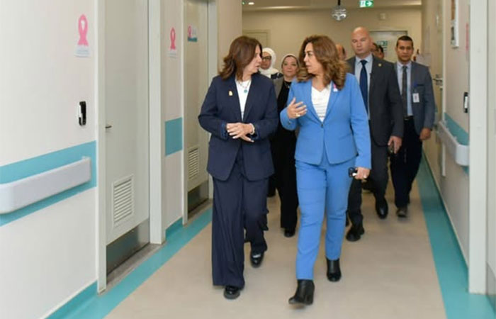 وزيرة التنمية تتفقد مؤسسة بهية للكشف المبكر وعلاج سرطان الثدي بالشيخ زايد