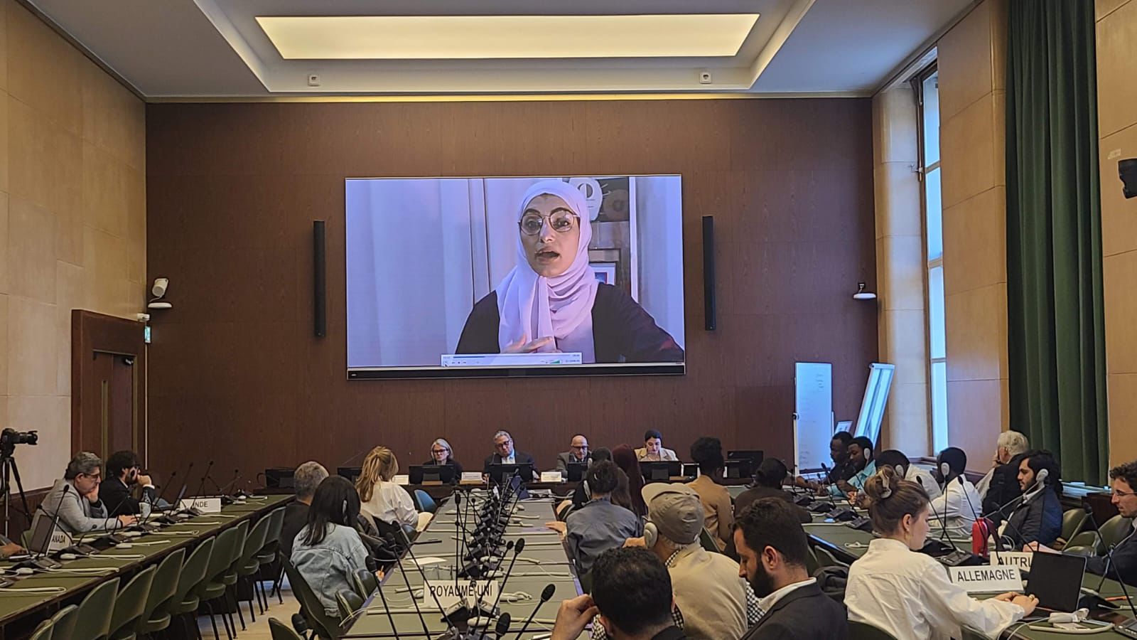 من مقر الأمم المتحدة بجنيف.. ماعت تحذر من إطالة الحرب في اليمن بسبب التدخلات الخارجية 5 ماعت تحذر من إطالة الحرب في اليمن بسبب التدخلات الخارجية