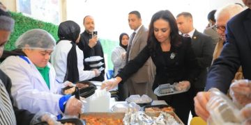 وزيرة التضامن تتفقد “مطبخ الملائكة” وأنشطة وخدمات “هوب أكاديمي لذوي الإعاقة” بالشروق