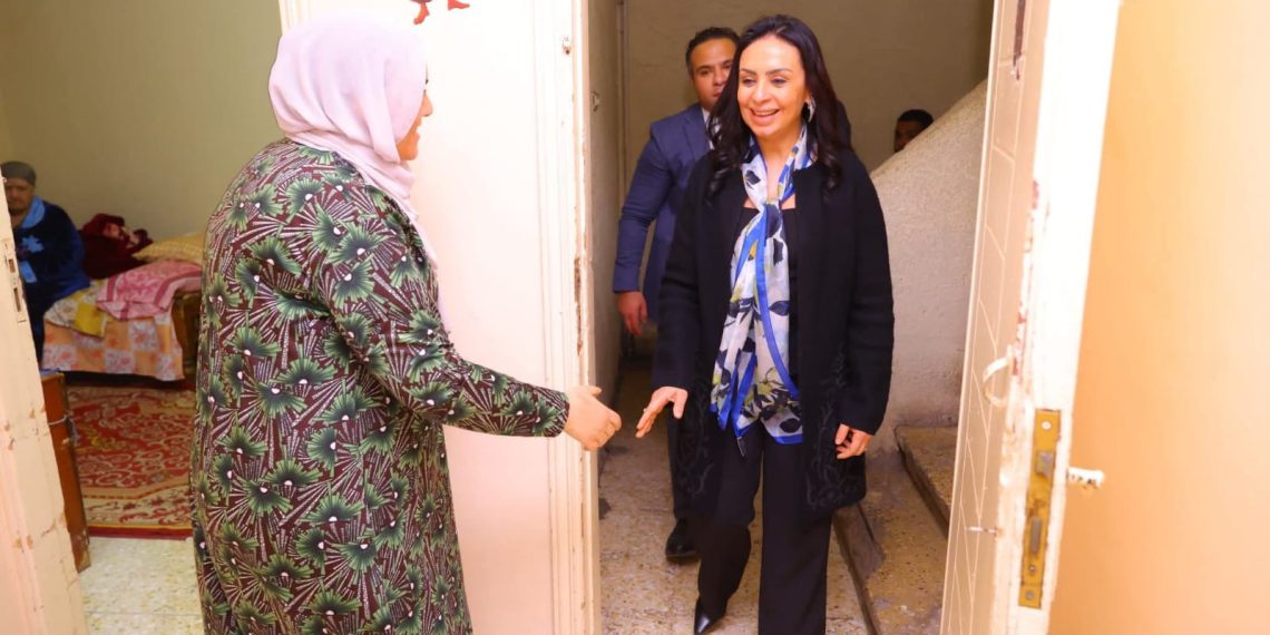 وزيرة التضامن تواصل زياراتها المفاجئة .. وتتفقد داري “ السليمانية” و”رفقاء النبي” لكبار السن