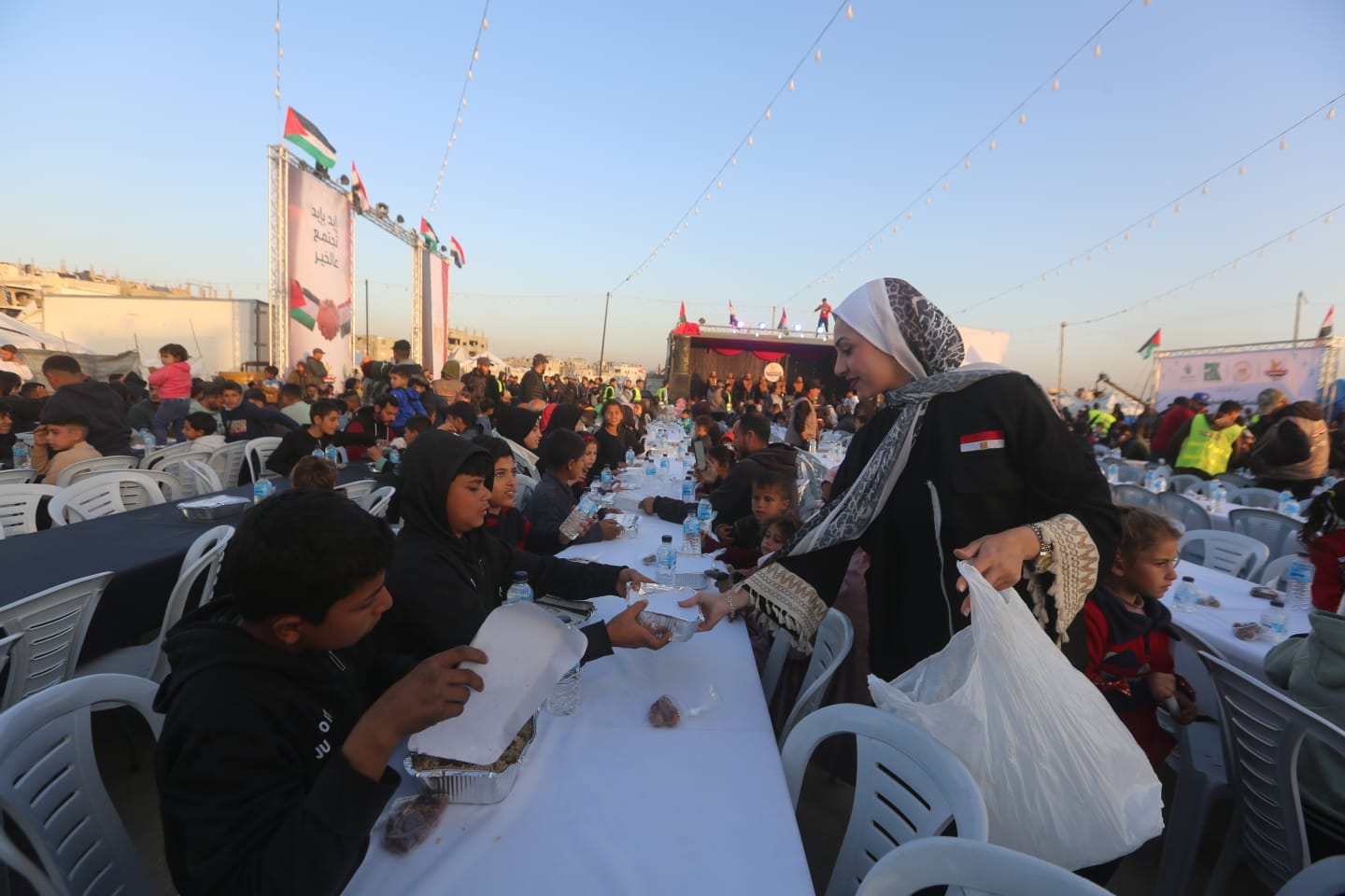 حملة إفطار صائم لمصر الخير تصل غزة