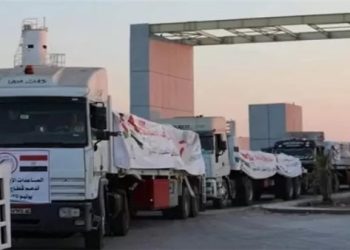 قافلة المساعدات الإنسانية الـ 152 تدخل إلى الفلسطينيين بقطاع غزة