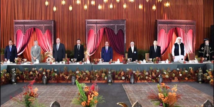 التحالف الوطني للعمل الأهلي التنموي يشارك في حفل "إفطار الأسرة المصرية" بحضور الرئيس السيسي 1 التحالف الوطني للعمل الأهلي التنموي يشارك في حفل "إفطار الأسرة المصرية"