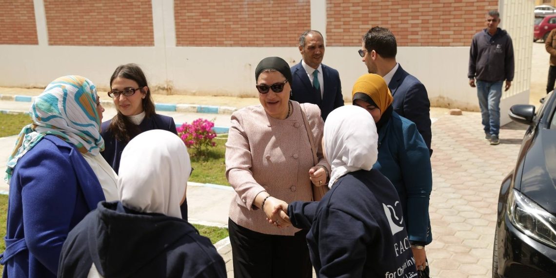 رئيسة القومي للطفولة والأمومة تزور مركز فيس للكفالة وتشيد بدوره في رعاية ودمج الأطفال