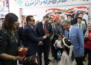 التحالف الوطني يطلق القافلة الشاملة الثامنة «إيد واحدة» في بورسعيد 6 التحالف الوطني يطلق القافلة الشاملة الثامنة «إيد واحدة» في بورسعيد