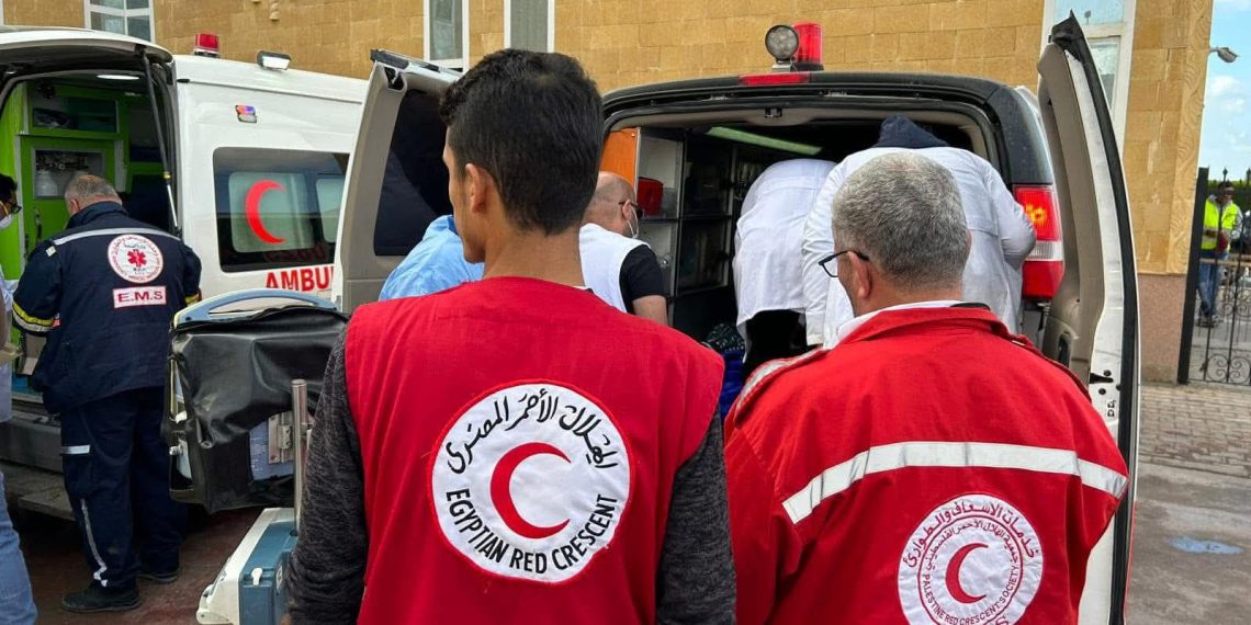 الهلال الأحمر المصري يقدم رعاية إنسانية متكاملة تتوج بعودة آمنة لأطفال غزة إلى أرضهم