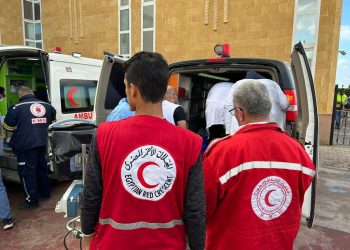 الهلال الأحمر المصري يقدم رعاية إنسانية متكاملة تتوج بعودة آمنة لأطفال غزة إلى أرضهم