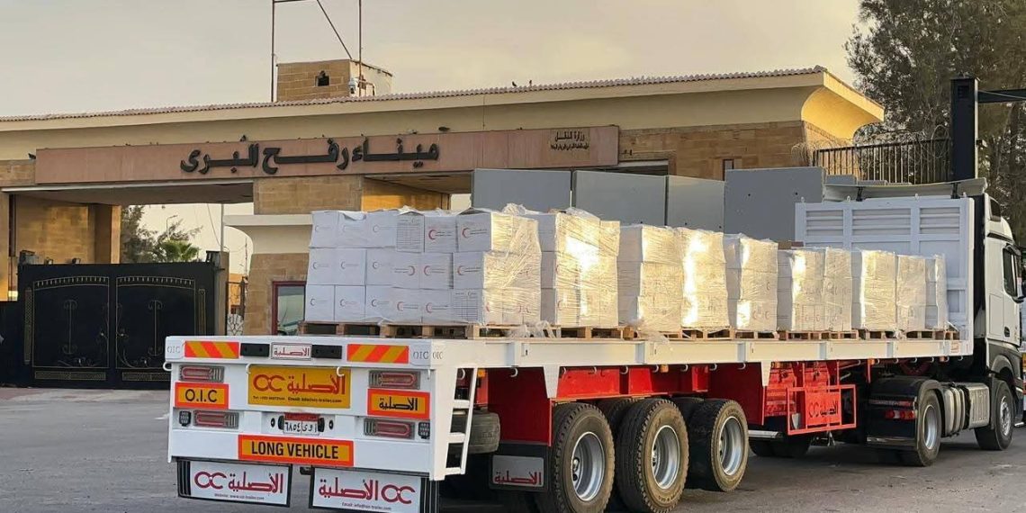الهلال الأحمر المصري يدفع بـ 4,945 طنًا مساعدات إنسانية شاملة لدعم الأشقاء الفلسطينيين 