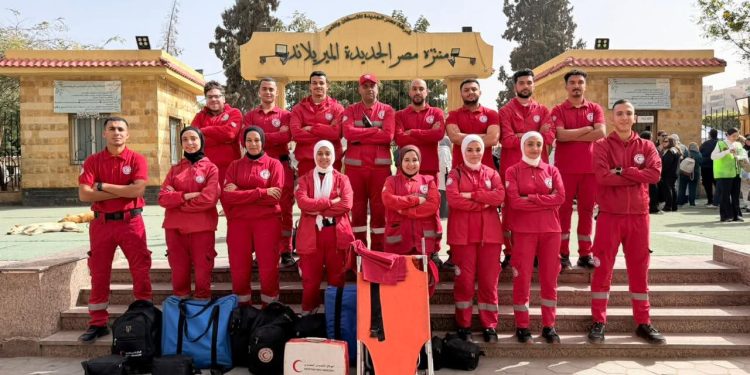الهلال الأحمر المصري يؤمن طبيًا رالي «الحركة بركة» في نسخته الثالثة بمشاركة 3 آلاف متسابق من المُسنين